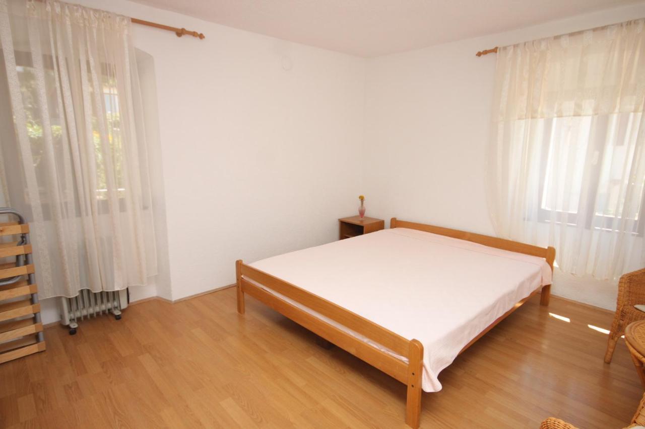 Apartments And Rooms With Parking Space Cunski, Losinj - 2498 Exterior foto